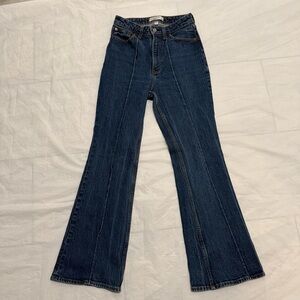 Abercrombie & Fitch The Vintage Flare High Rise Size 26